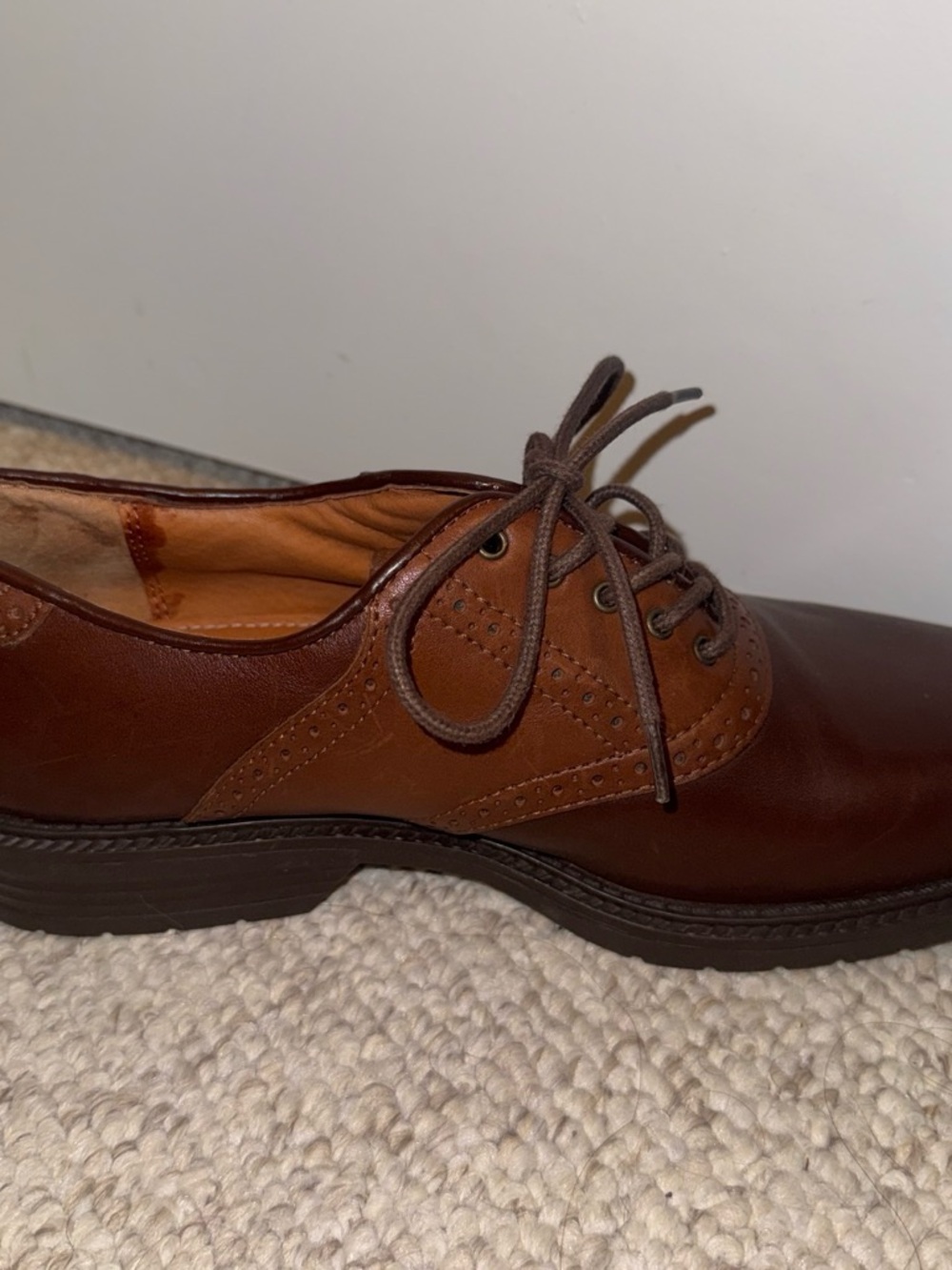 Men's Brown Leather Oxford Dress Shoes - Picture 4 of 7